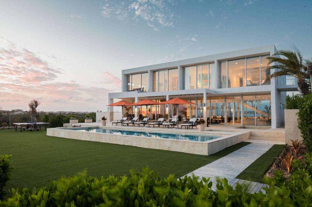 Champagne Shores