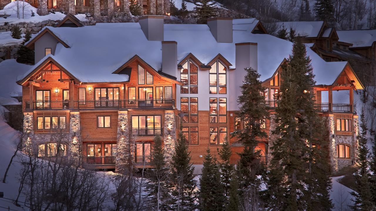 Falconhead Lodge - North
