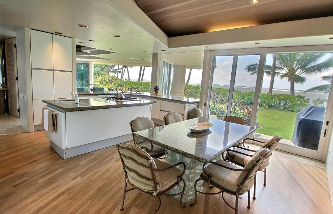 Anini Beachfront Home Villa Luxe