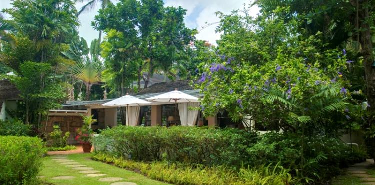 Landmark House and Cottage, Sandy Lane Beach