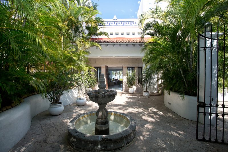 La Mansion photo 5