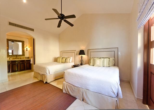 Villa Las Arenas in Punta Ballena, Cabo San Lucas