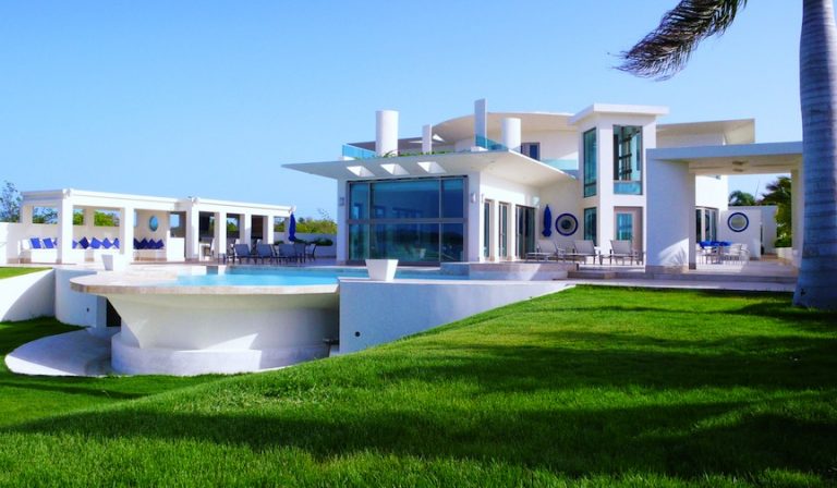Modena Villa in Cove Bay, Anguilla