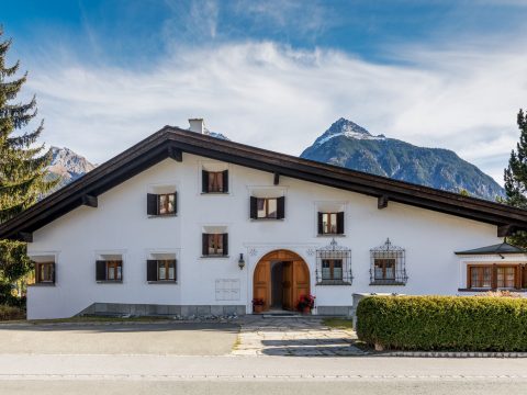 Chasa Dschember Garden in Scuol, Switzerland
