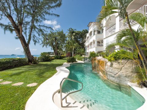 Old Trees Penthouse in Paynes Bay, Barbados