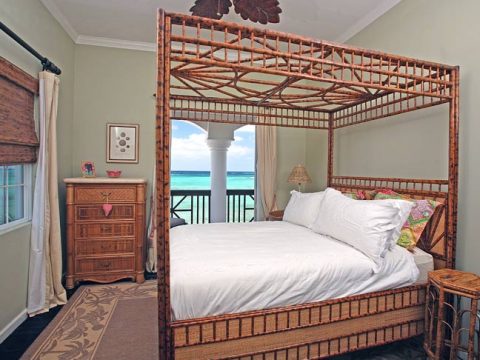 La Mouette in Bahamas