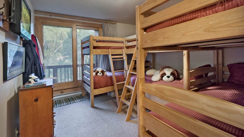 Right-O-Way Chalet photo 11