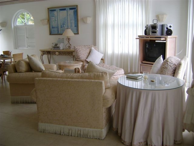 Forest Hill photo 16