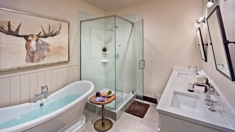 Blackstone Lodge photo 13