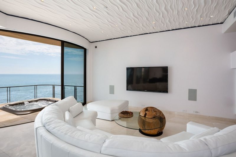 Villa Dolphin Malibu photo 7