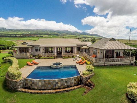 Rainbow Hale Estate in Lahaina, Maui
