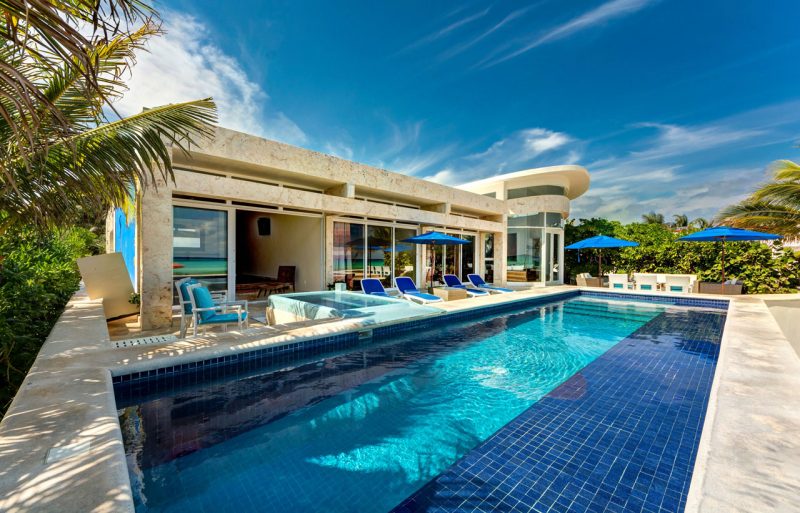 Beach House photo 4