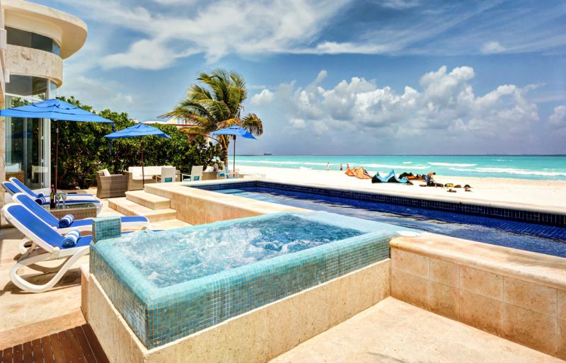 Beach House photo 8