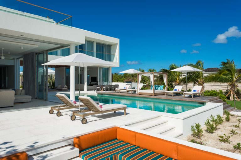Big Chill in Leeward, Turks and Caicos