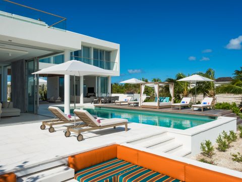 Big Chill in Leeward, Turks and Caicos