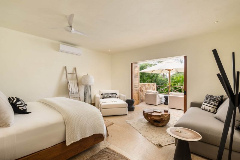 Lagos 5 Bedroom Villa photo 36