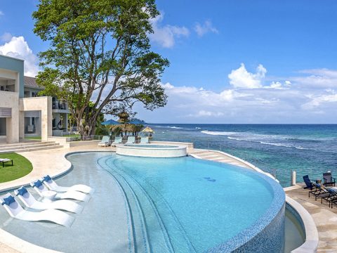 Buttonwood Reef and Seabiscuit Cottage in Ocho Rios, Jamaica