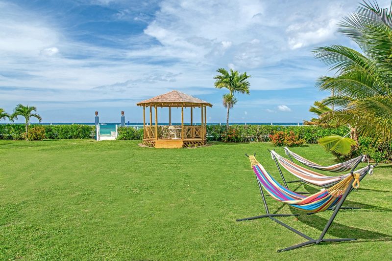 Sweet Spot on the Beach photo 10