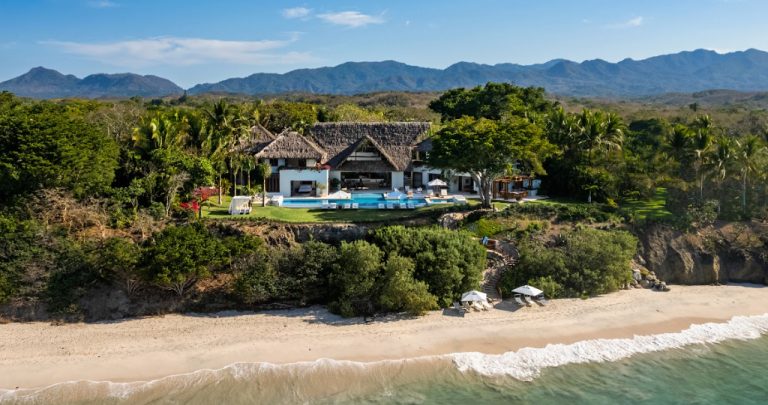 Casa Familia in Ranchos, Punta Mita