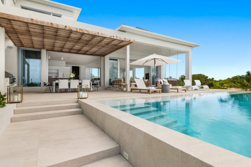 Beach Enclave Grace Bay (5 Bed Beachfront) photo 8