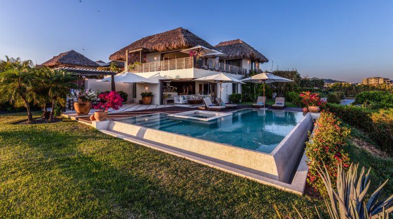 Casa de las Aves in Porta Fortuna, Punta Mita