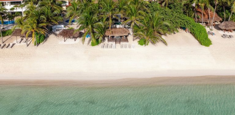 Moonstar in Soliman Bay, Riviera Maya