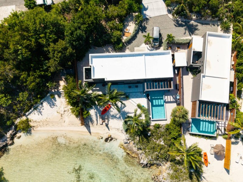Beach Escapes Villa Two photo 4