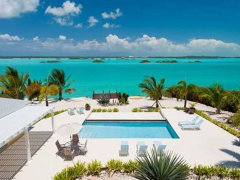 Breezy Palms in Chalk Sound, Turks and Caicos