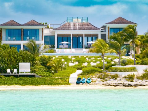 Bristol Breeze in Turtle Tail, Turks and Caicos