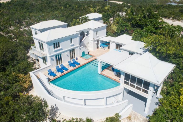 Villa Roi Soleil in Turtle Tail, Turks and Caicos